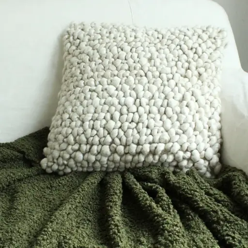 [8717807699437] Coussin Pléiades